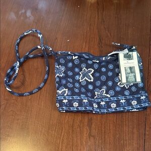 VINTAGE Vera Bradley Navy and White Floral Crossbody